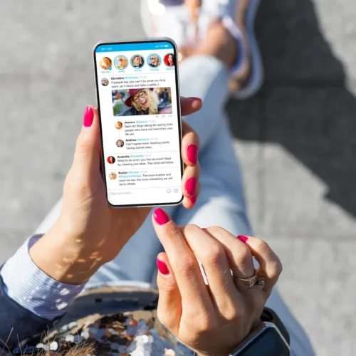 Social-Media-_-Bewerbung-_-Kaspars-Grinvalds-2284x1284-1