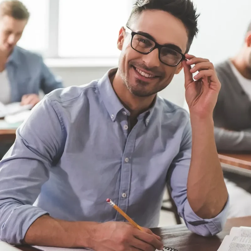 Weiterbildung_Jobsuche_VadimGuzhva-1920x1080-1