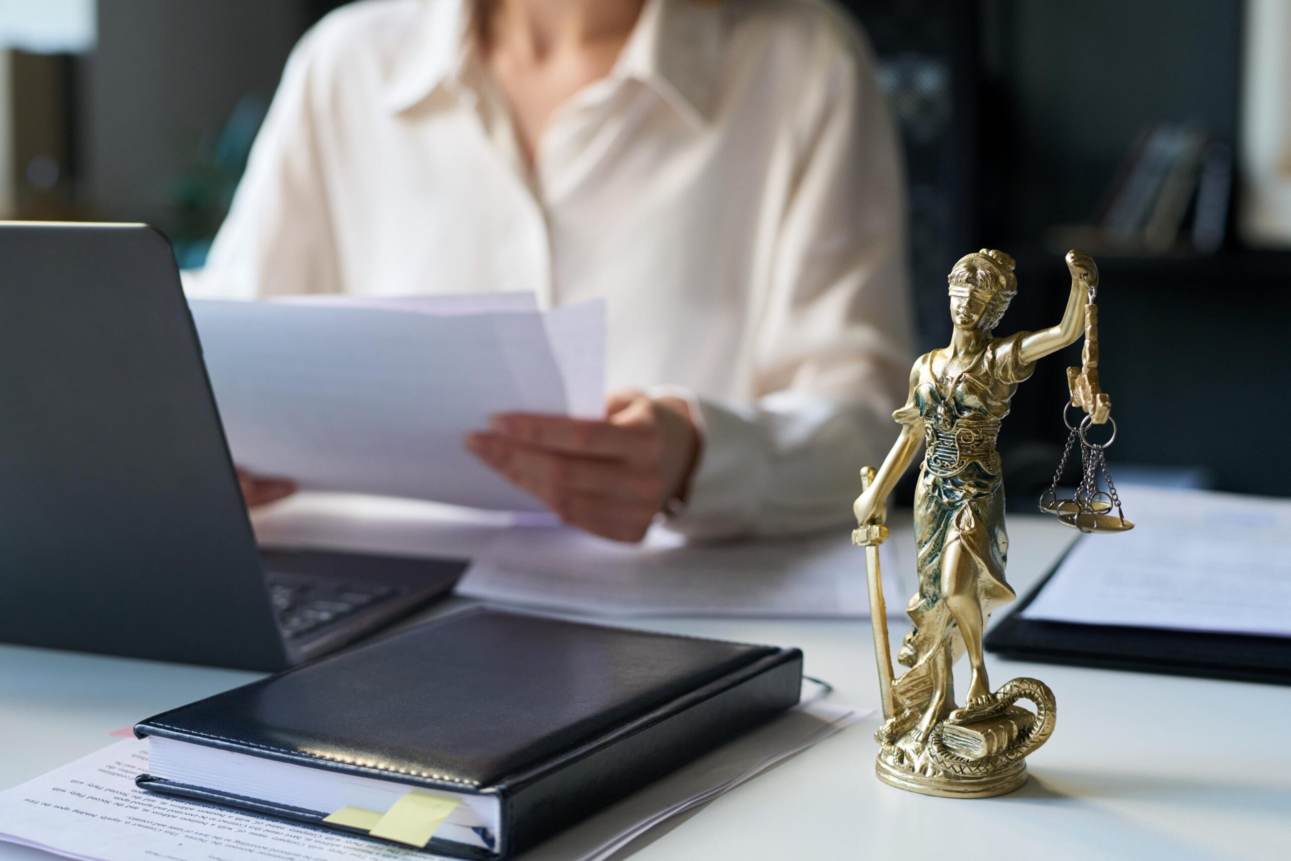 AdobeStock_1454843871_-pressmaster_k-scaled